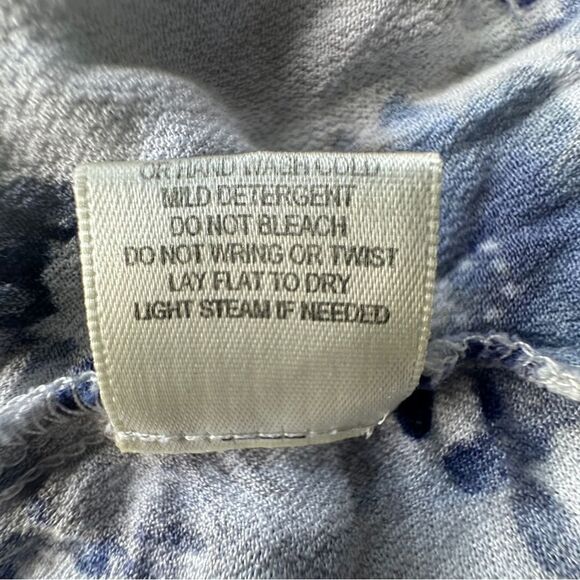 Mahina Womens Tie Front rayon Blouse lightweight floral Sleeve boho Hawaii - Picture 8 of 10